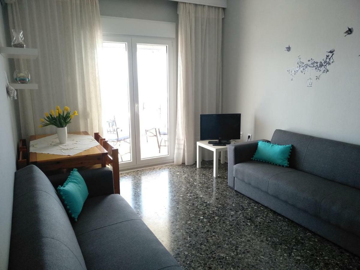 Absolut View Apartment Palaiontsiflikion Bagian luar foto